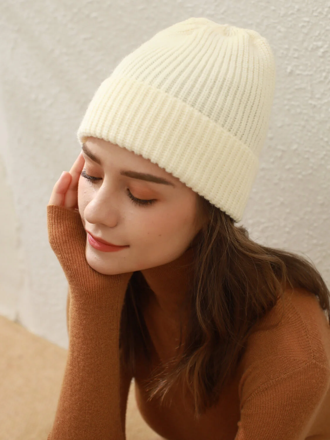 Arctic Velvet Wool Blend Beanie - white - Image 4