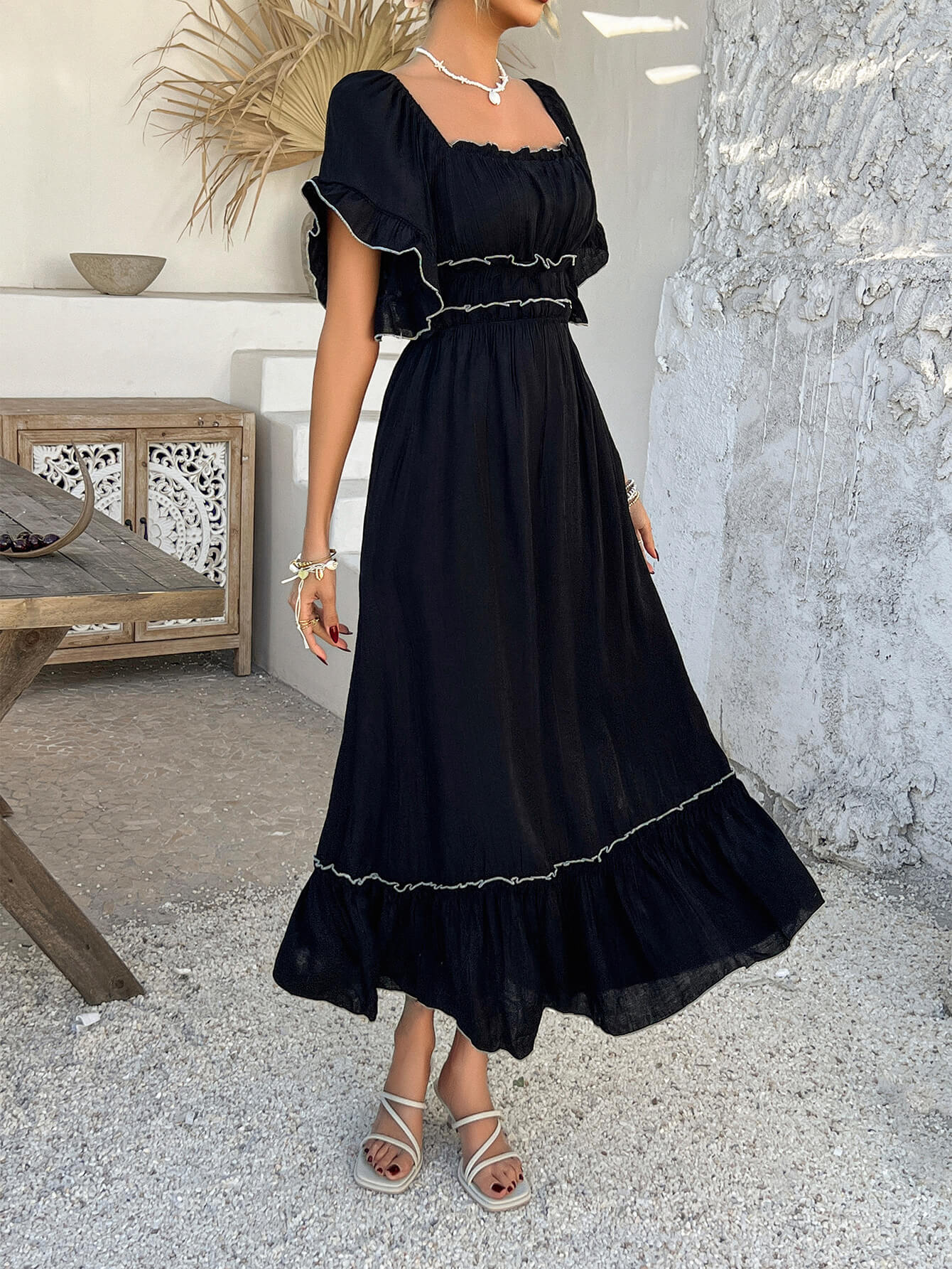 Aubrianna Ruched Contrast Trim Maxi Dress - black - Image 3