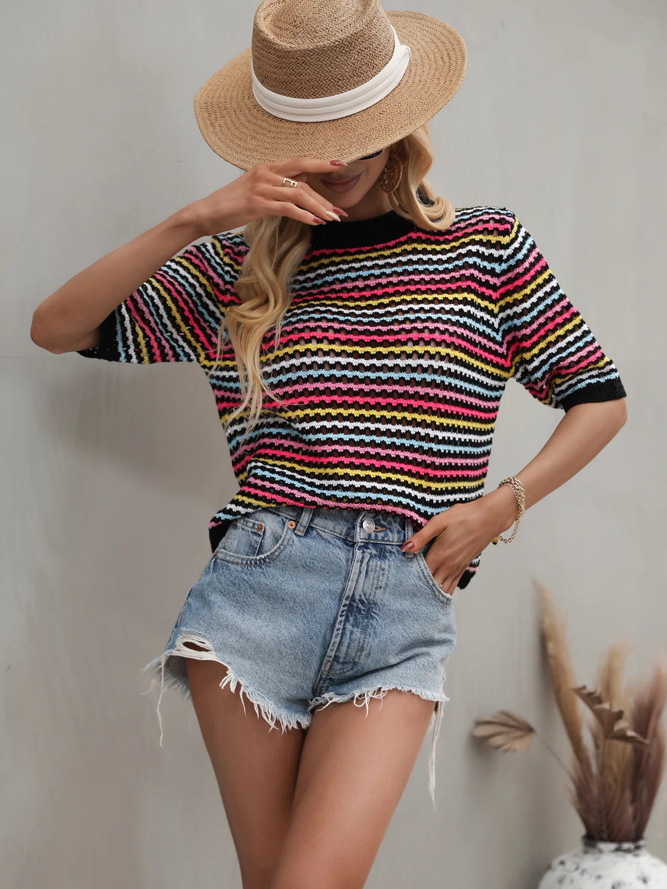 BEE CROCHET KNIT TOP - BLACK - Image 2