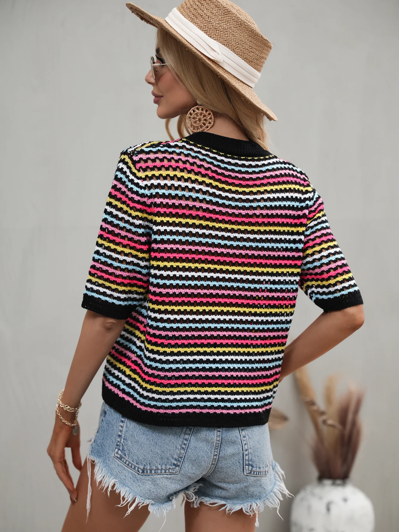 BEE CROCHET KNIT TOP - BLACK - Image 3