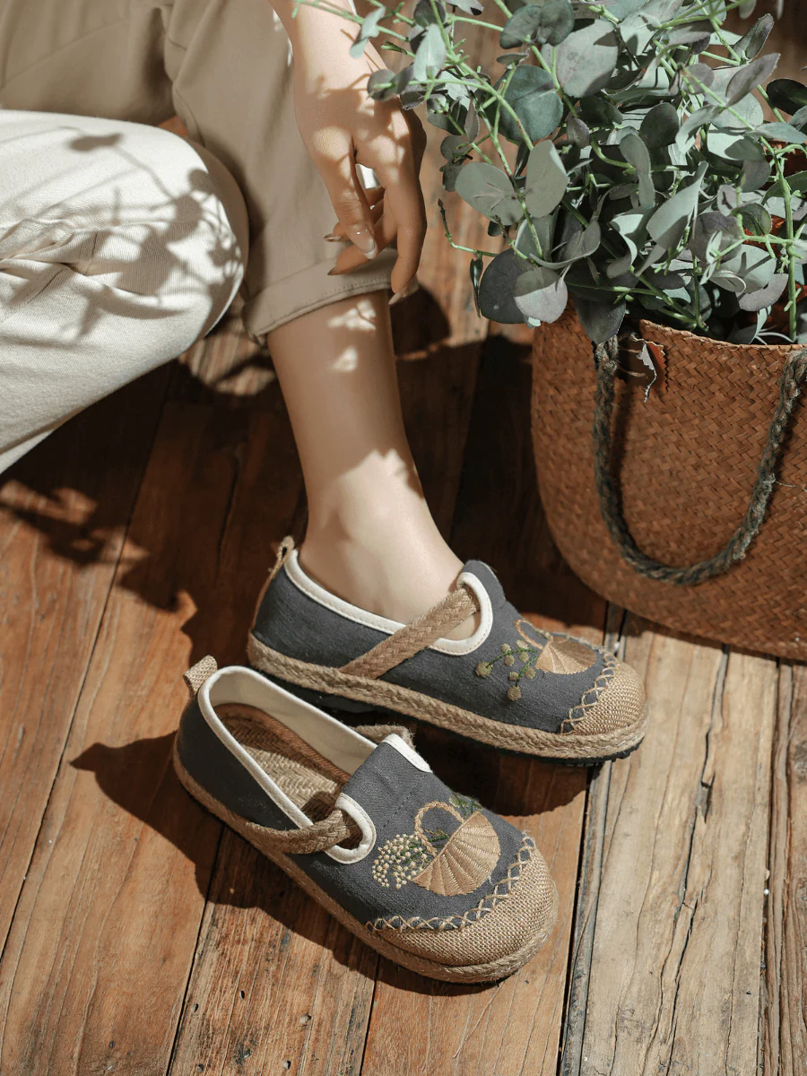 CACTUS ROSE | BASKET EMBROIDERED LINEN ESPADRILLE LOAFER - GREY - Image 3