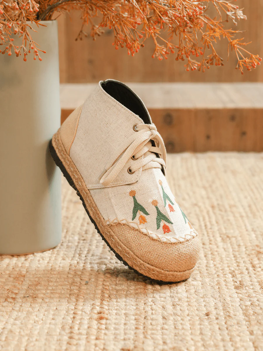 CACTUS ROSE | BEIGE RETRO EMBROIDERED LINEN SNEAKER - Image 4