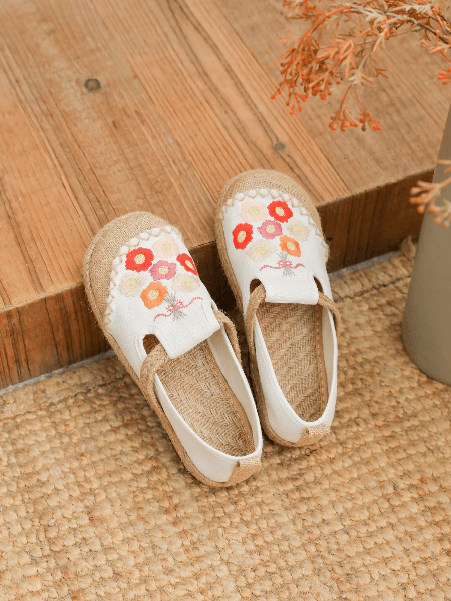Cactus Rose | Belize Daisy Embroidered Linen Loafer - Apricot - Image 6
