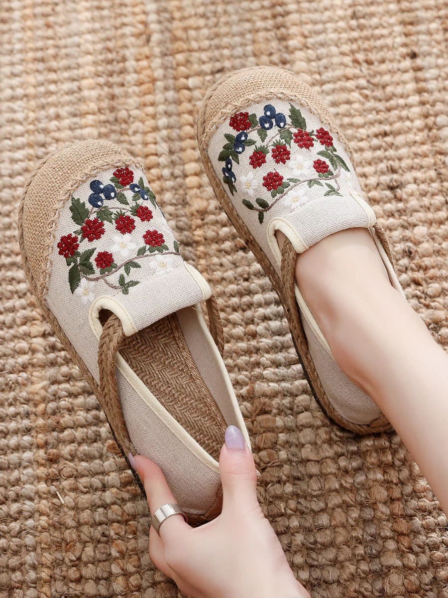 Cactus Rose | Berry Daisy Embroidered Linen Round Toe Espadrilles Loafers - Beige - Image 6