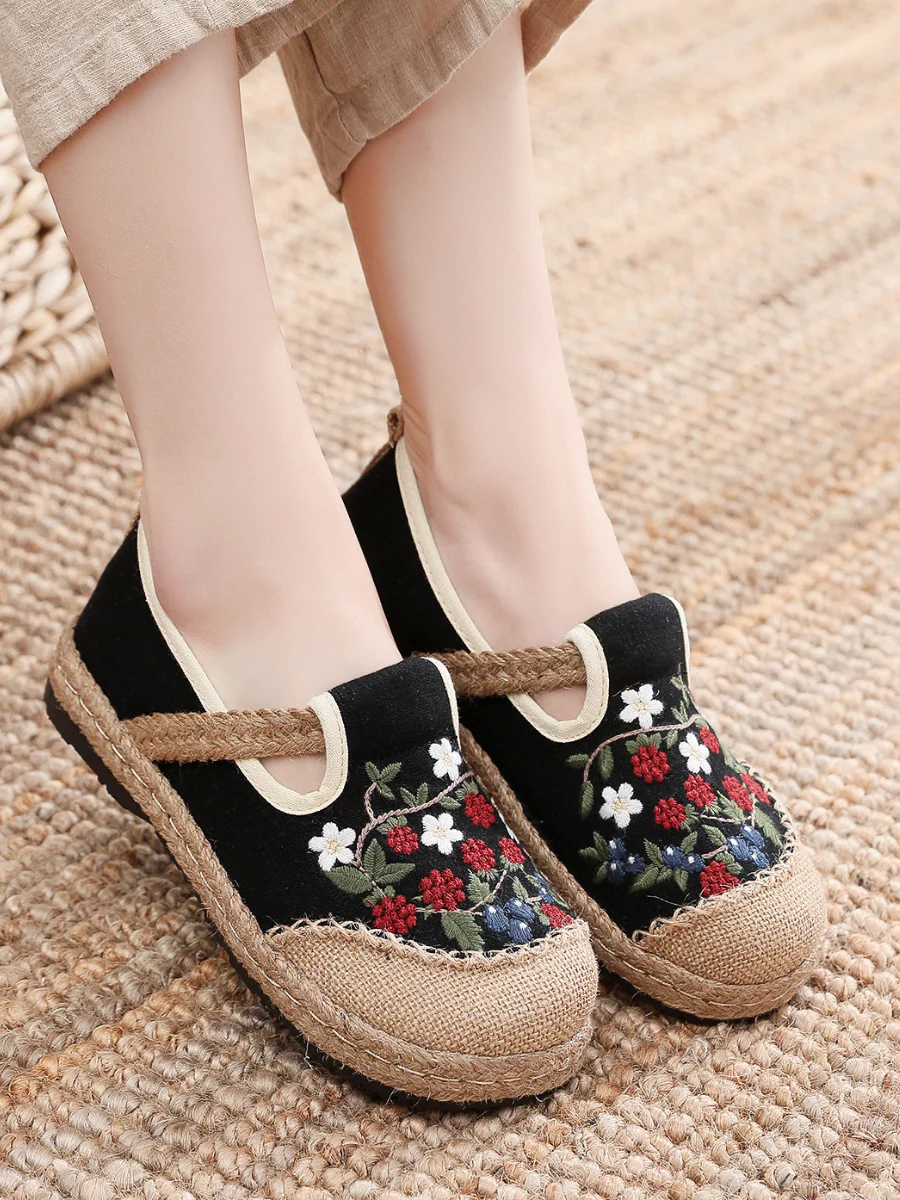 Cactus Rose | Berry Daisy Embroidered Linen Round Toe Espadrilles Loafers - Black - Image 3