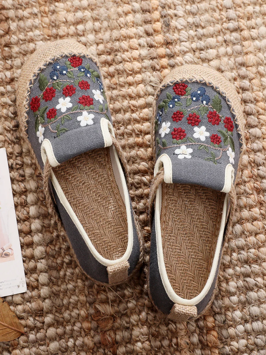 Cactus Rose | Berry Daisy Embroidered Linen Espadrilles Loafers Sneakers- Grey - Image 4