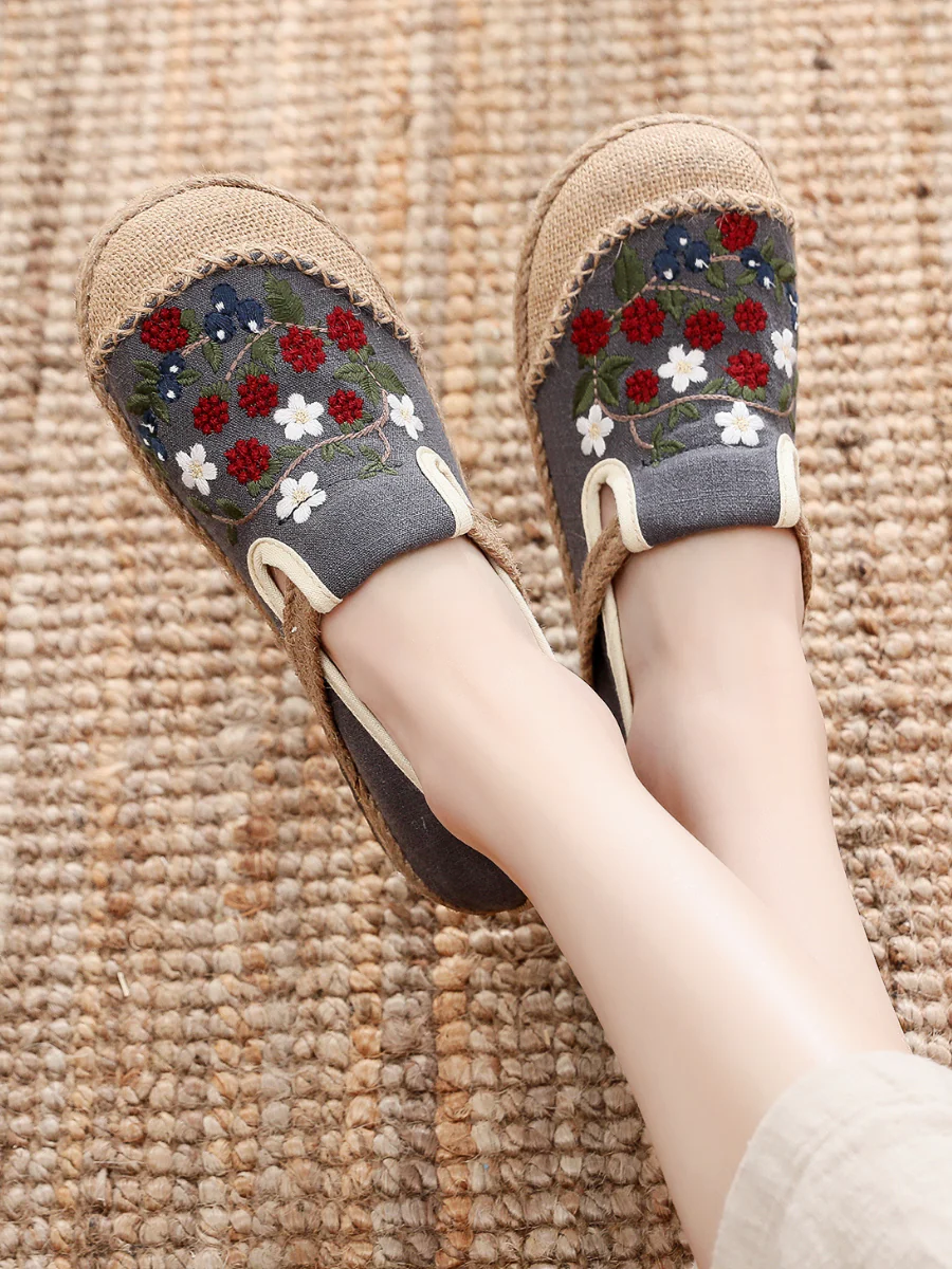 Cactus Rose | Berry Daisy Embroidered Linen Espadrilles Loafers Sneakers- Grey - Image 5