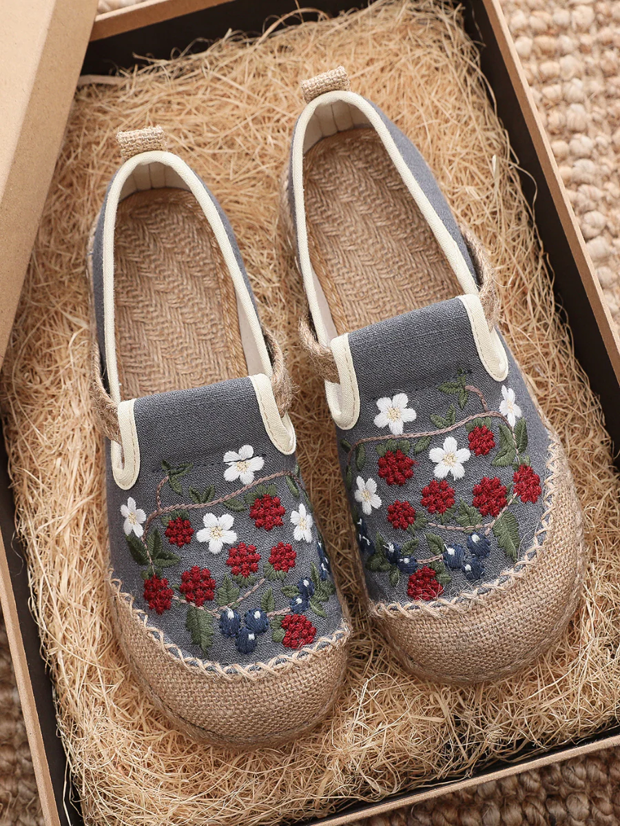 Cactus Rose | Berry Daisy Embroidered Linen Espadrilles Loafers Sneakers- Grey - Image 7