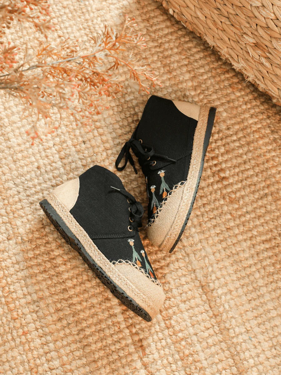 CACTUS ROSE | BLACK RETRO EMBROIDERED LINEN SNEAKER - Image 3