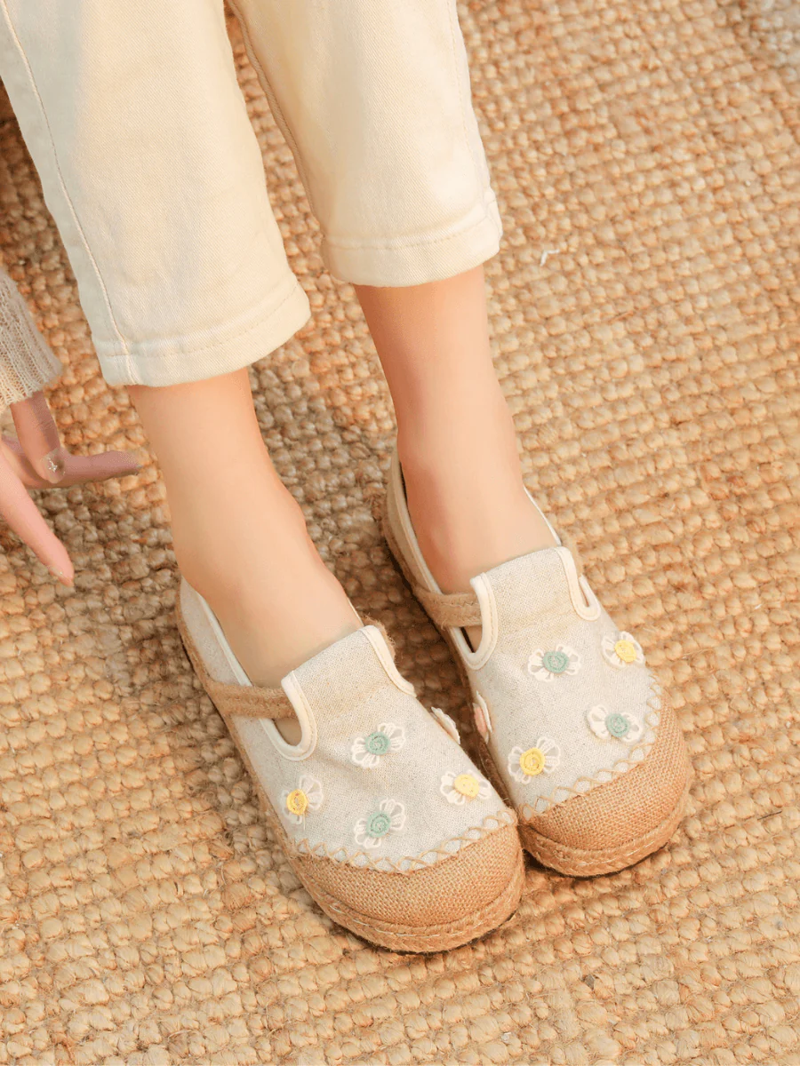 CACTUS ROSE | CHARLIZE BOW TIE APPLIQUE LINEN LOAFER - APRICOT - Image 3