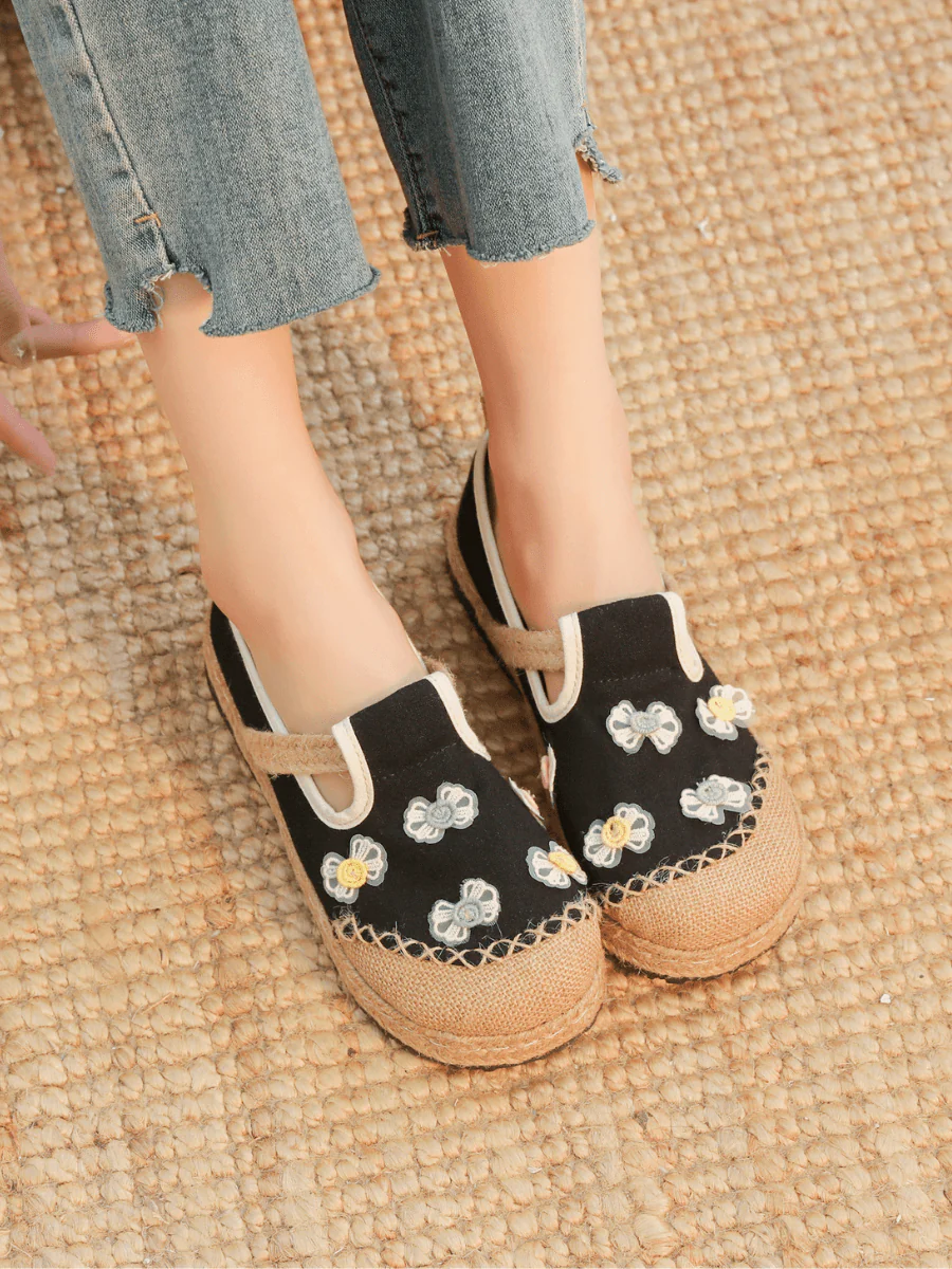 CACTUS ROSE | CHARLIZE BOW TIE APPLIQUE LINEN LOAFER - BLACK - Image 3