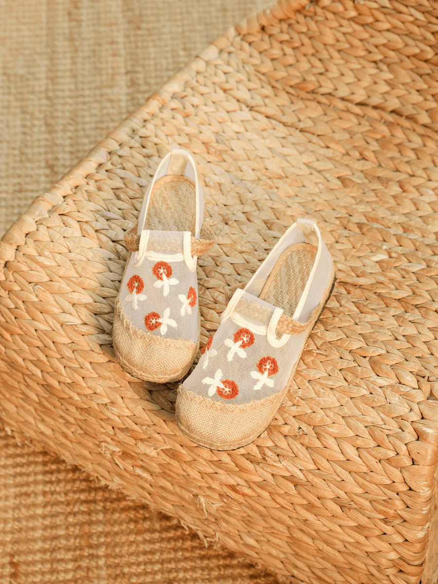 CACTUS ROSE | DAISY EMBROIDERED ESPADRILLE LINEN LOAFER - Image 5