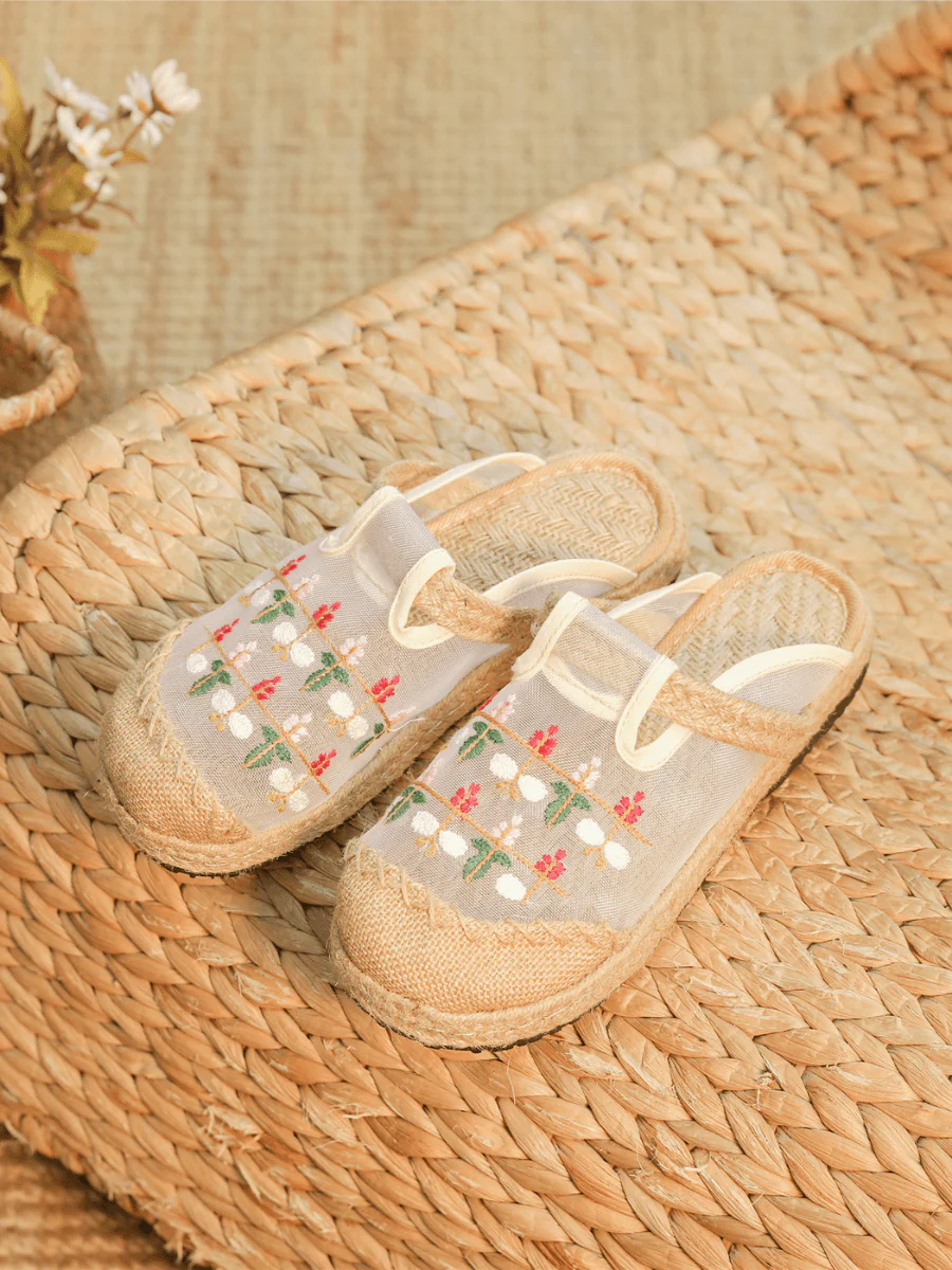 CACTUS ROSE | EMBROIDERED BLOSSOM MESH LINEN UPPER MULE - Image 3