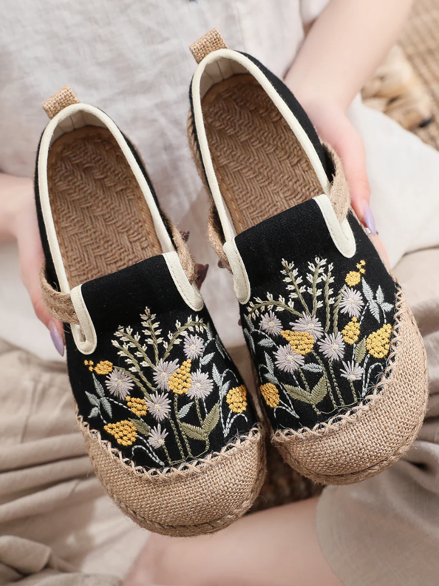 Cactus Rose | Field Corn Embroidered Linen Round Toe Espadrilles Loafers - Black - Image 5