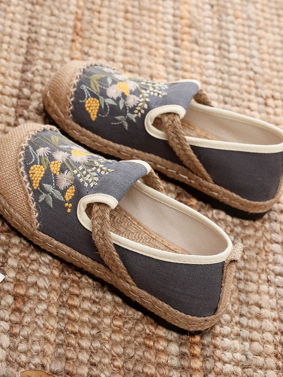 Cactus Rose | Field Corn Embroidered Linen Round Toe Espadrilles Loafers - Grey - Image 3