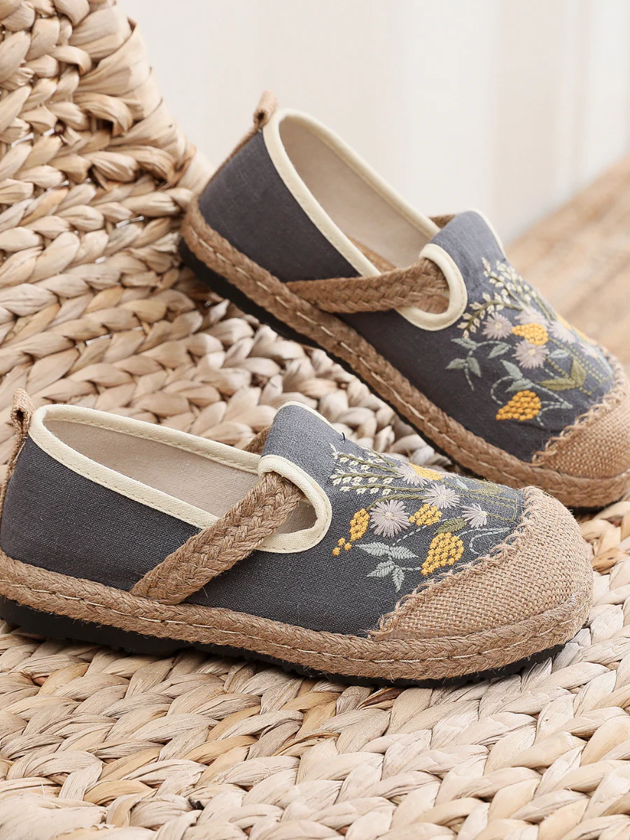 Cactus Rose | Field Corn Embroidered Linen Round Toe Espadrilles Loafers - Grey - Image 4