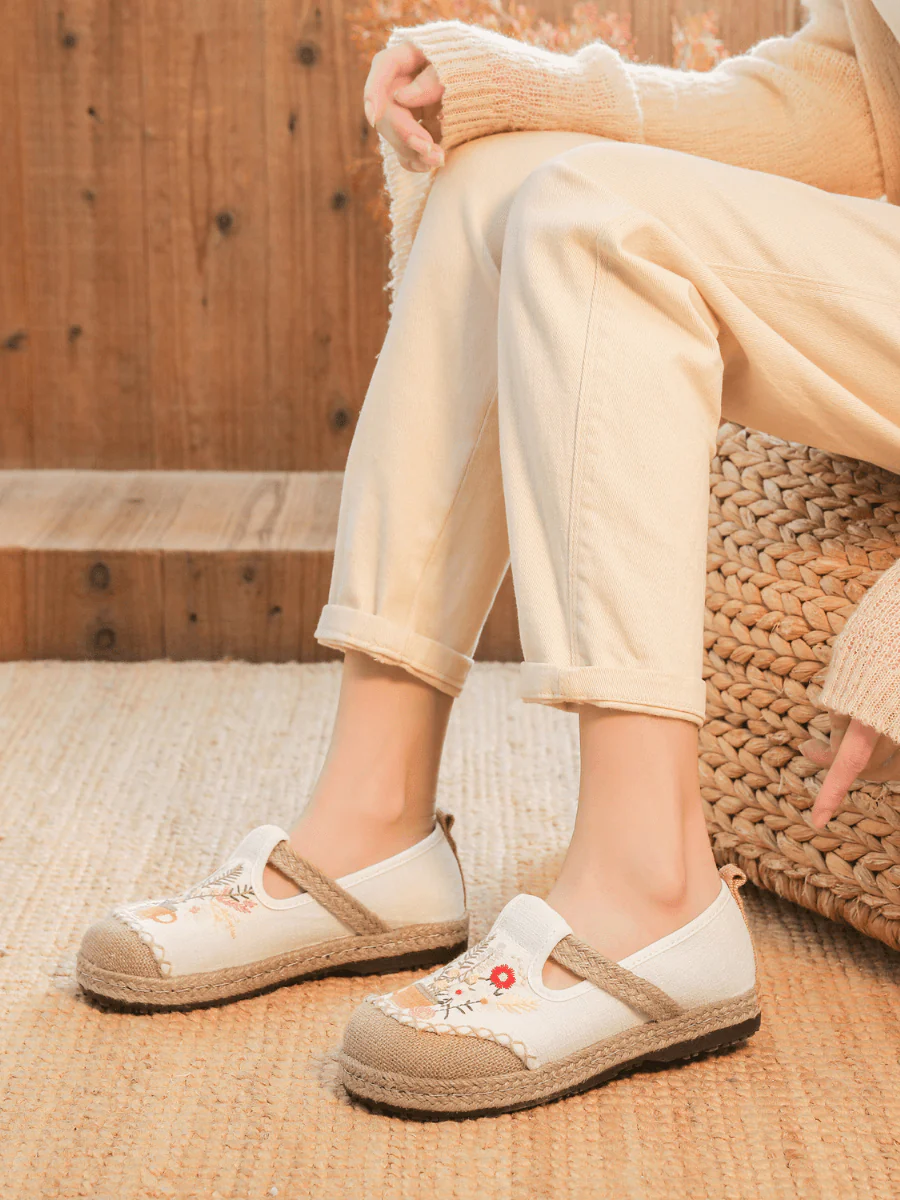 Cactus Rose | Gemma Floral Embroidered Linen Espadrilles - Cream - Image 3