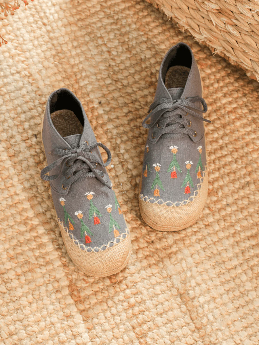 CACTUS ROSE | GREY RETRO EMBROIDERED LINEN SNEAKER - Image 4