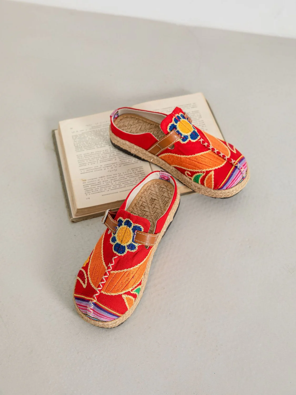 Cactus Rose | Honolulu Embroidered Linen Mules - red - Image 2