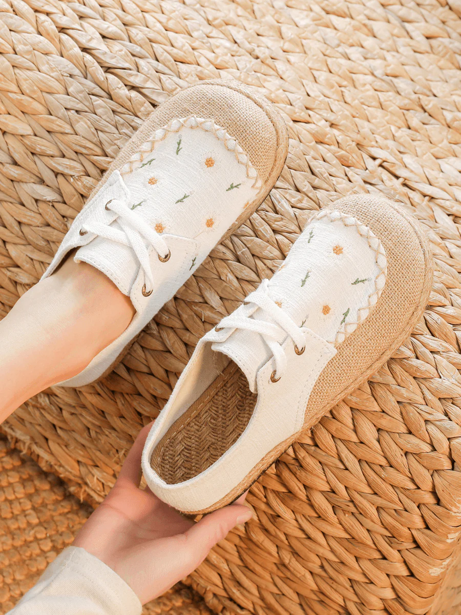 Cactus Rose | Irena Daisy Linen Espadrille - Cream - Image 2