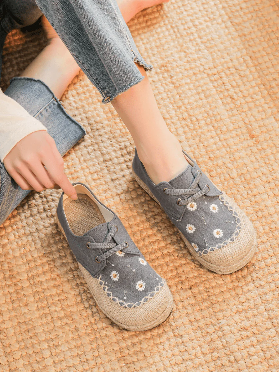 Cactus Rose | Irena Daisy Linen Espadrille - Grey - Image 3