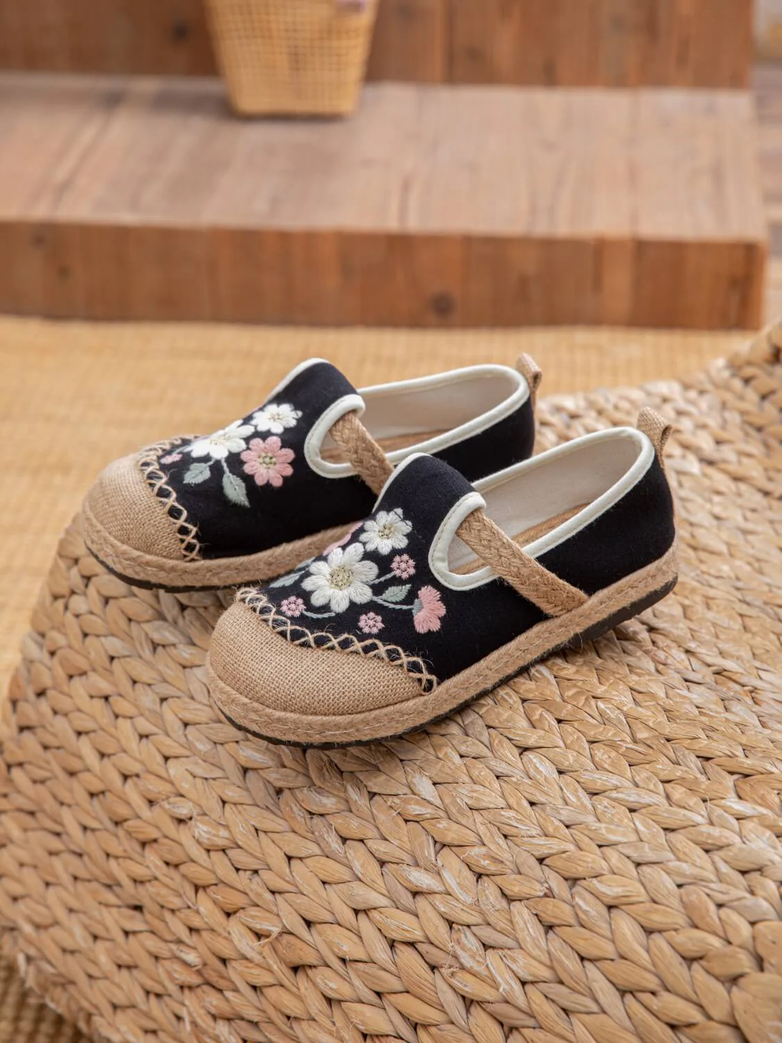 Cactus Rose | Islie Floral Linen Espadrilles - Image 6
