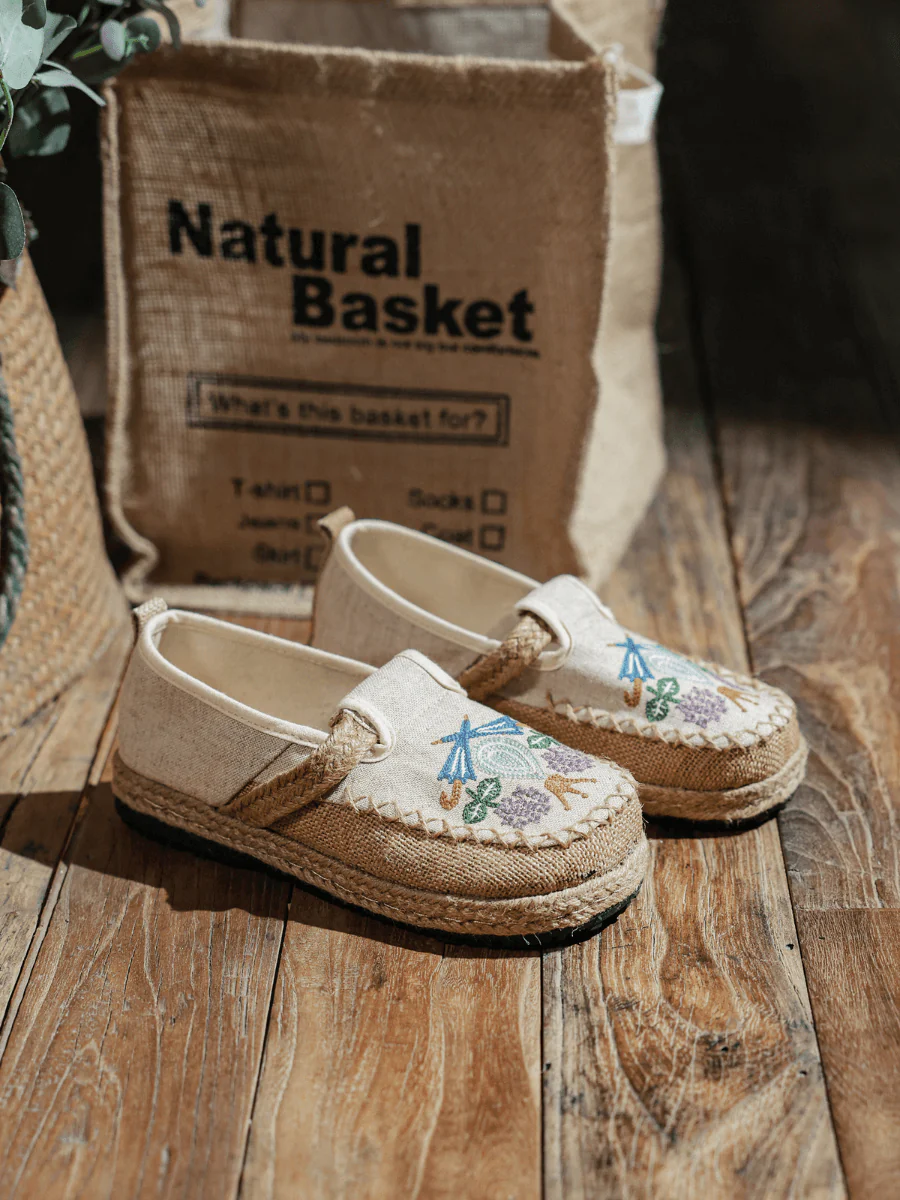 CACTUS ROSE | PATTERN EMBROIDERED LINEN ESPADRILLE LOAFER - BEIGE - Image 6