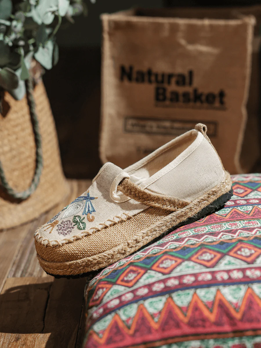 CACTUS ROSE | PATTERN EMBROIDERED LINEN ESPADRILLE LOAFER - BEIGE - Image 8