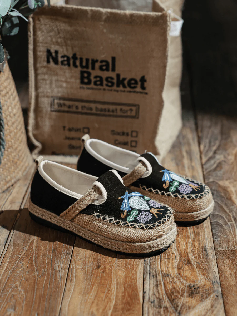 CACTUS ROSE | PATTERN EMBROIDERED LINEN ESPADRILLE LOAFER - BLACK - Image 3