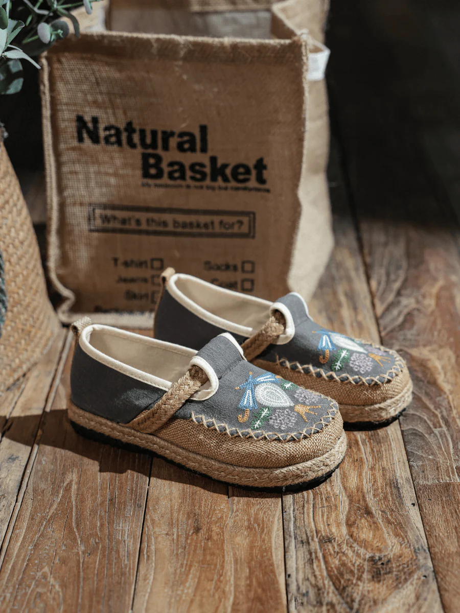 CACTUS ROSE | PATTERN EMBROIDERED LINEN ESPADRILLE LOAFER - GREY - Image 3