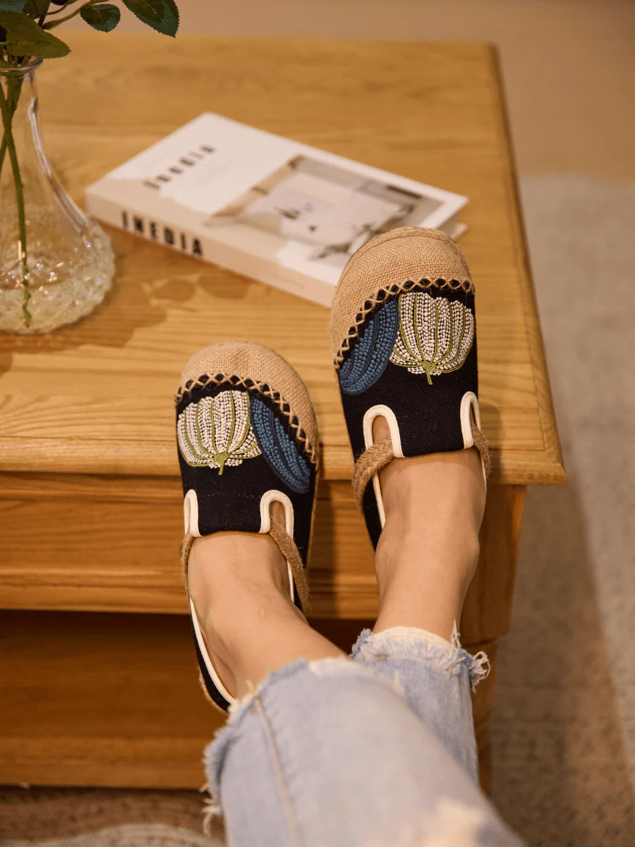 Cactus Rose | Pumpkin Kiss Embroidered Linen Loafer - Black - Image 2