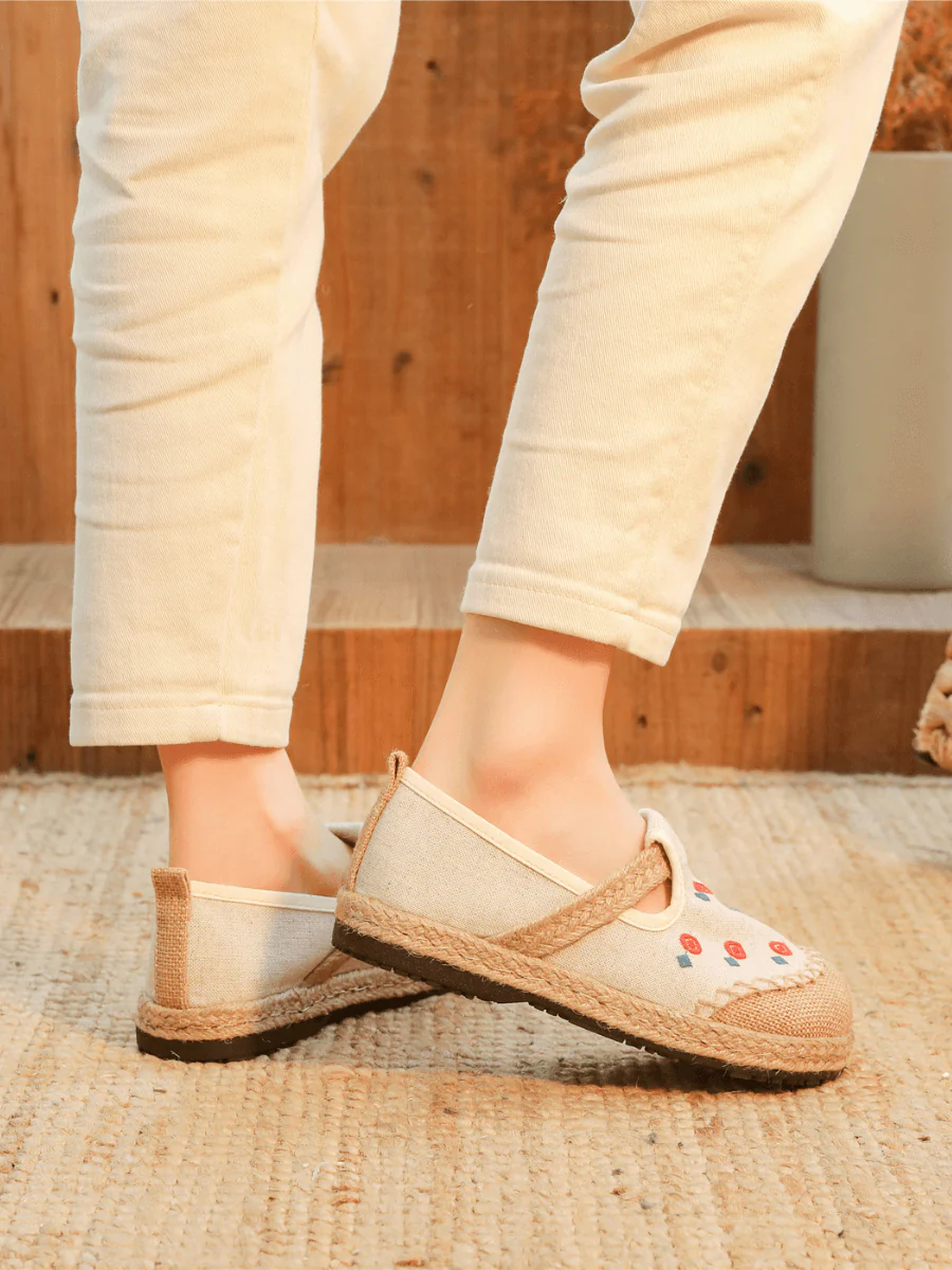 CACTUS ROSE | STAR EYE EMBROIDERED LINEN ESPADRILLE - APRICOT - Image 6