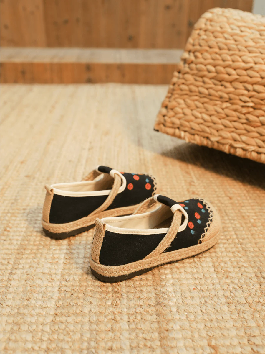 CACTUS ROSE | STAR EYE EMBROIDERED LINEN ESPADRILLE - BLACK - Image 6