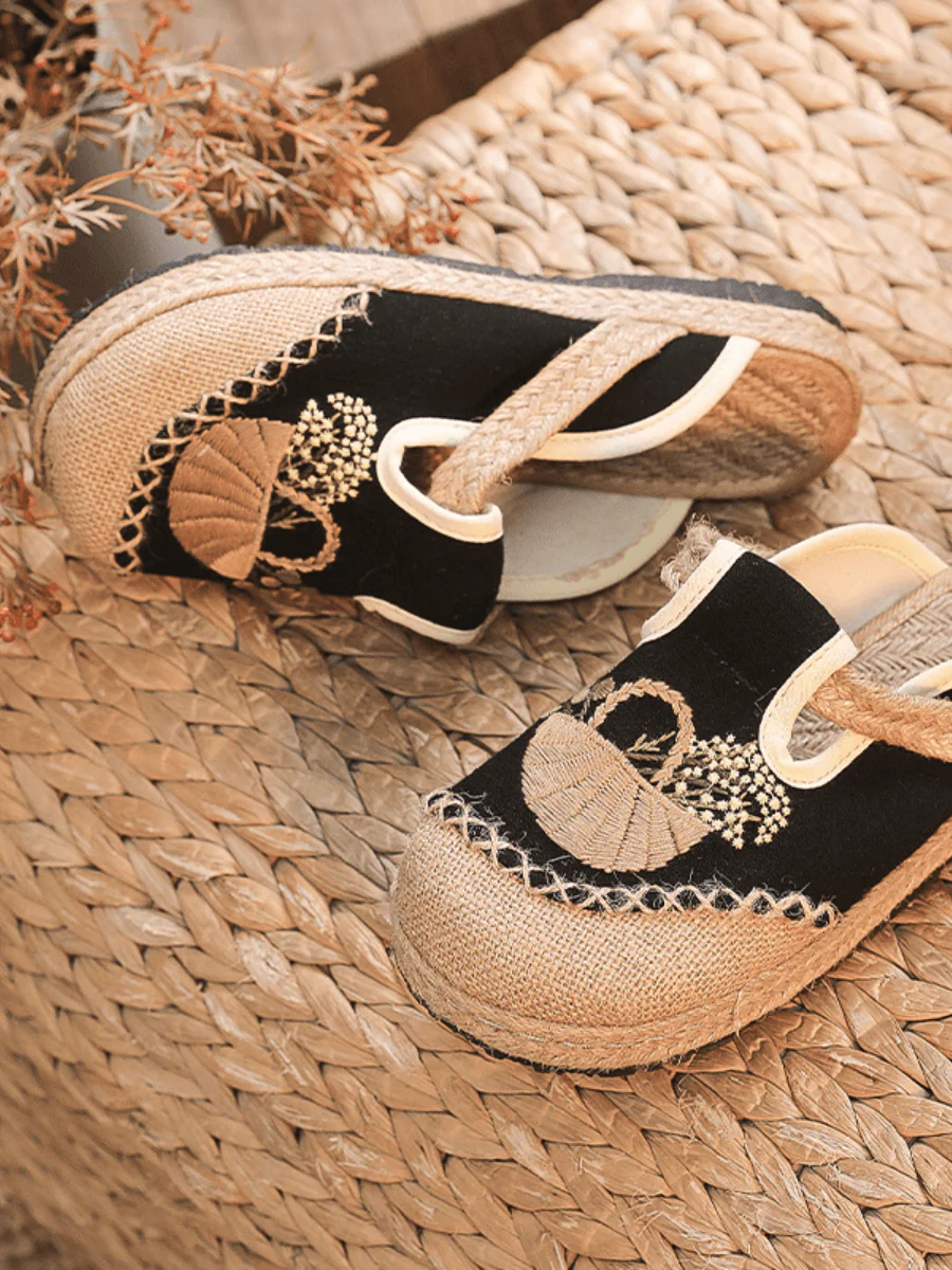 CACTUS ROSE | SUMMER PICNIC EMBROIDERED LINEN MULE - BLACK - Image 6
