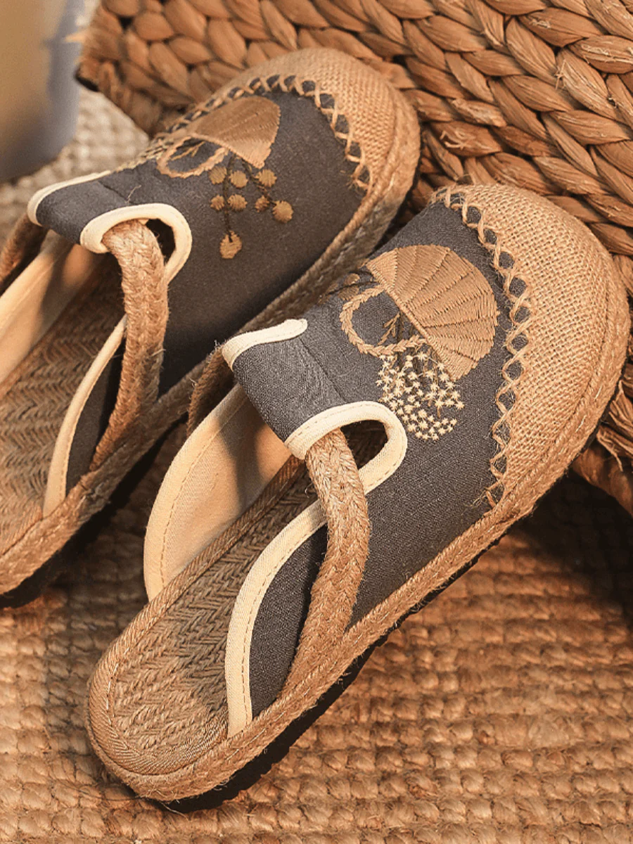 CACTUS ROSE | SUMMER PICNIC EMBROIDERED LINEN MULE - GREY - Image 6