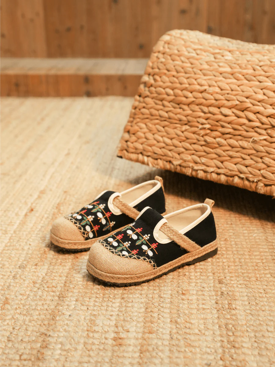 CACTUS ROSE | SWEET GARDEN EMBROIDERED LINEN ESPADRILLE - BLACK - Image 2