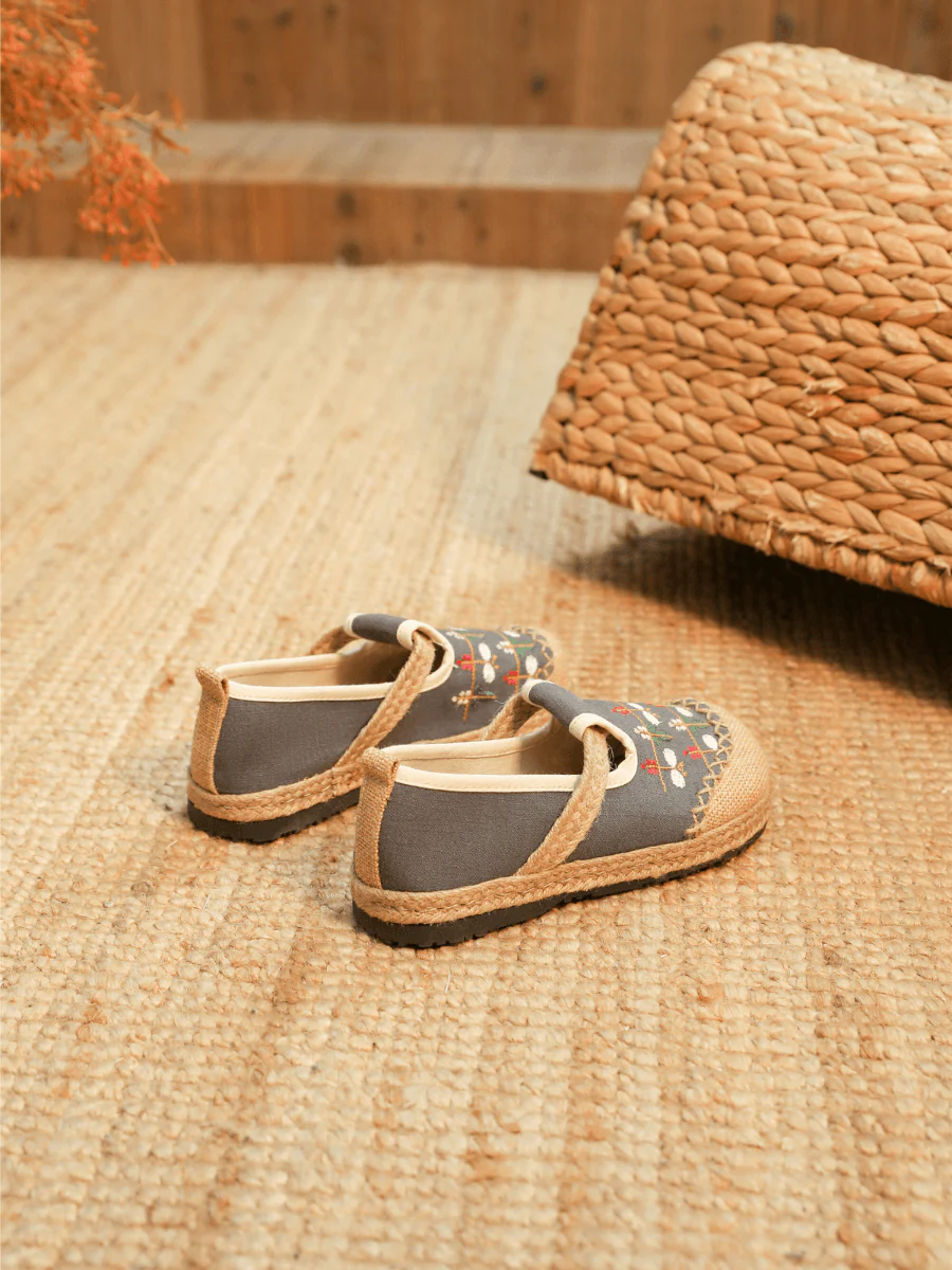 CACTUS ROSE | SWEET GARDEN EMBROIDERED LINEN ESPADRILLE - GREY - Image 4
