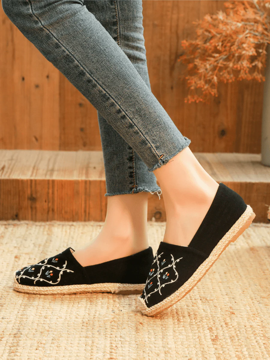 CACTUS ROSE | TWIN FLOWER EMBROIDERED LINEN ESPADRILLES - BLACK - Image 6