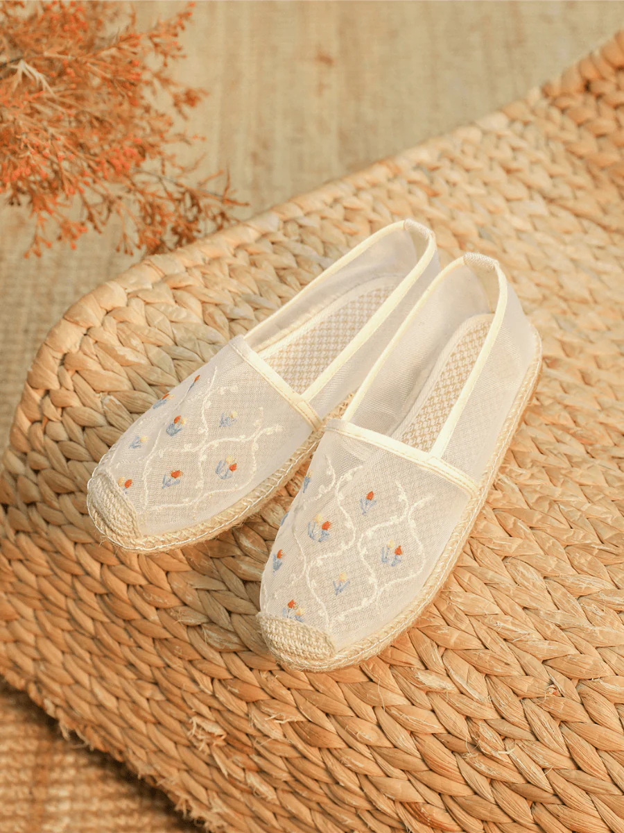 CACTUS ROSE | TWIN FLOWER EMBROIDERED LINEN ESPADRILLES - WHITE - Image 4