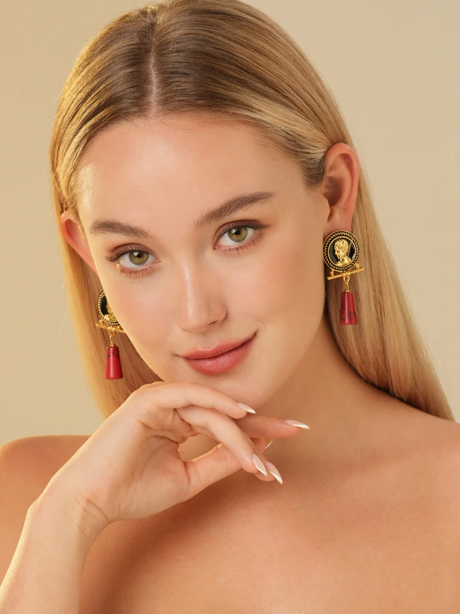 Cameo Avatar Relief Gold Plated Drop Earrings - Image 5