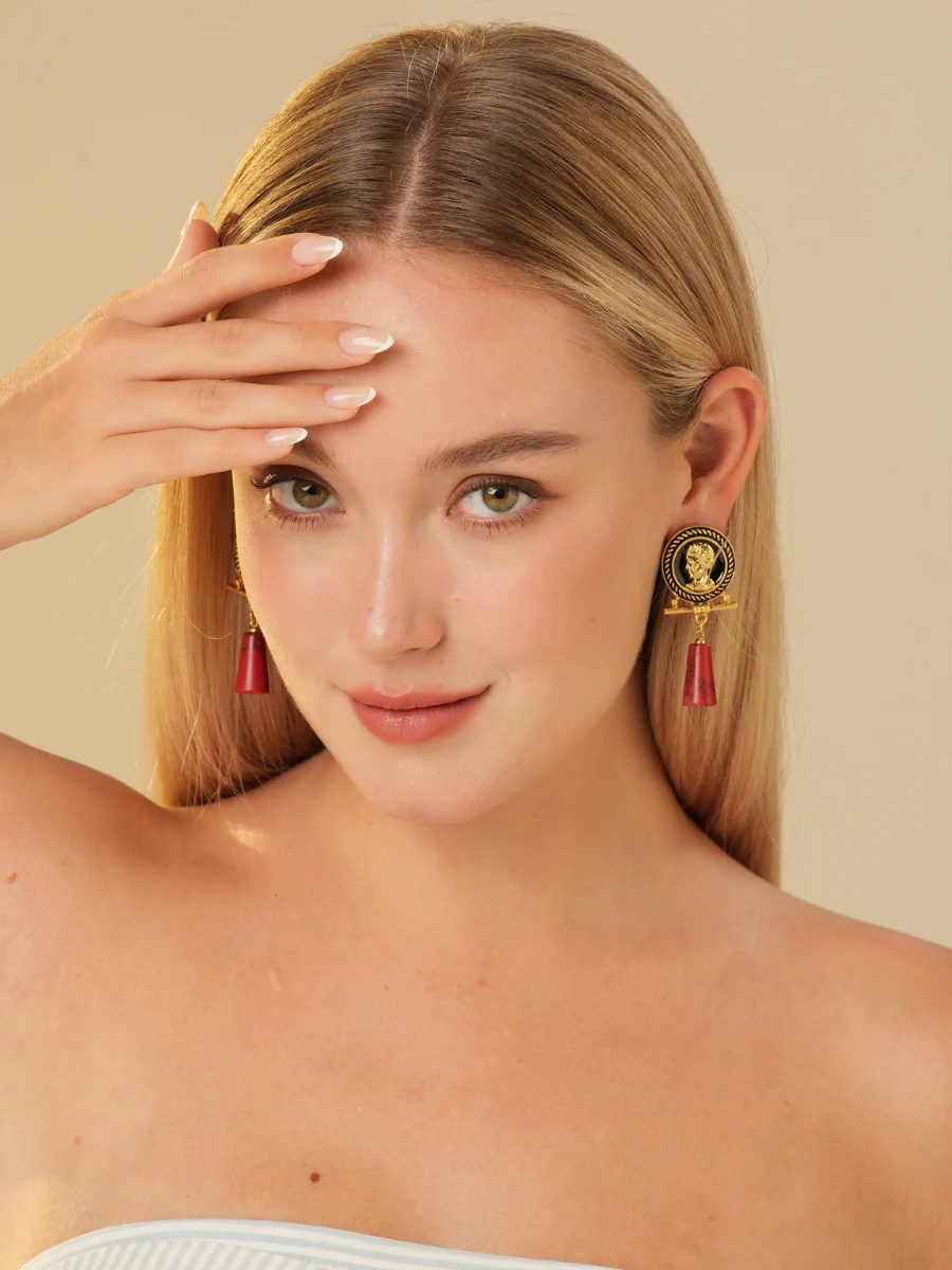 Cameo Avatar Relief Gold Plated Drop Earrings - Image 8