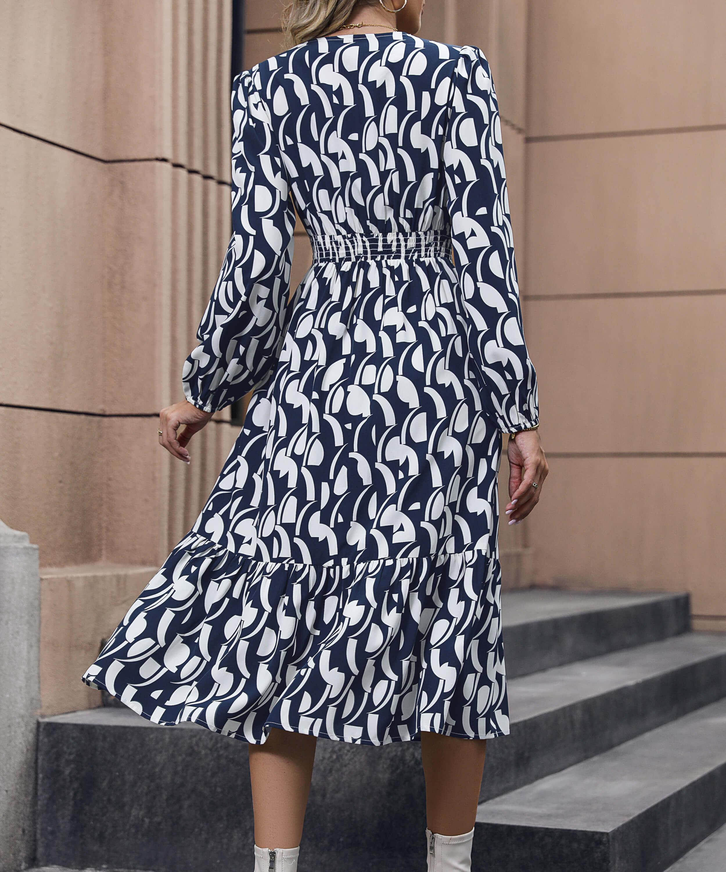 Casley Elegance Geometry Print Maxi Dress - Navy - Image 3
