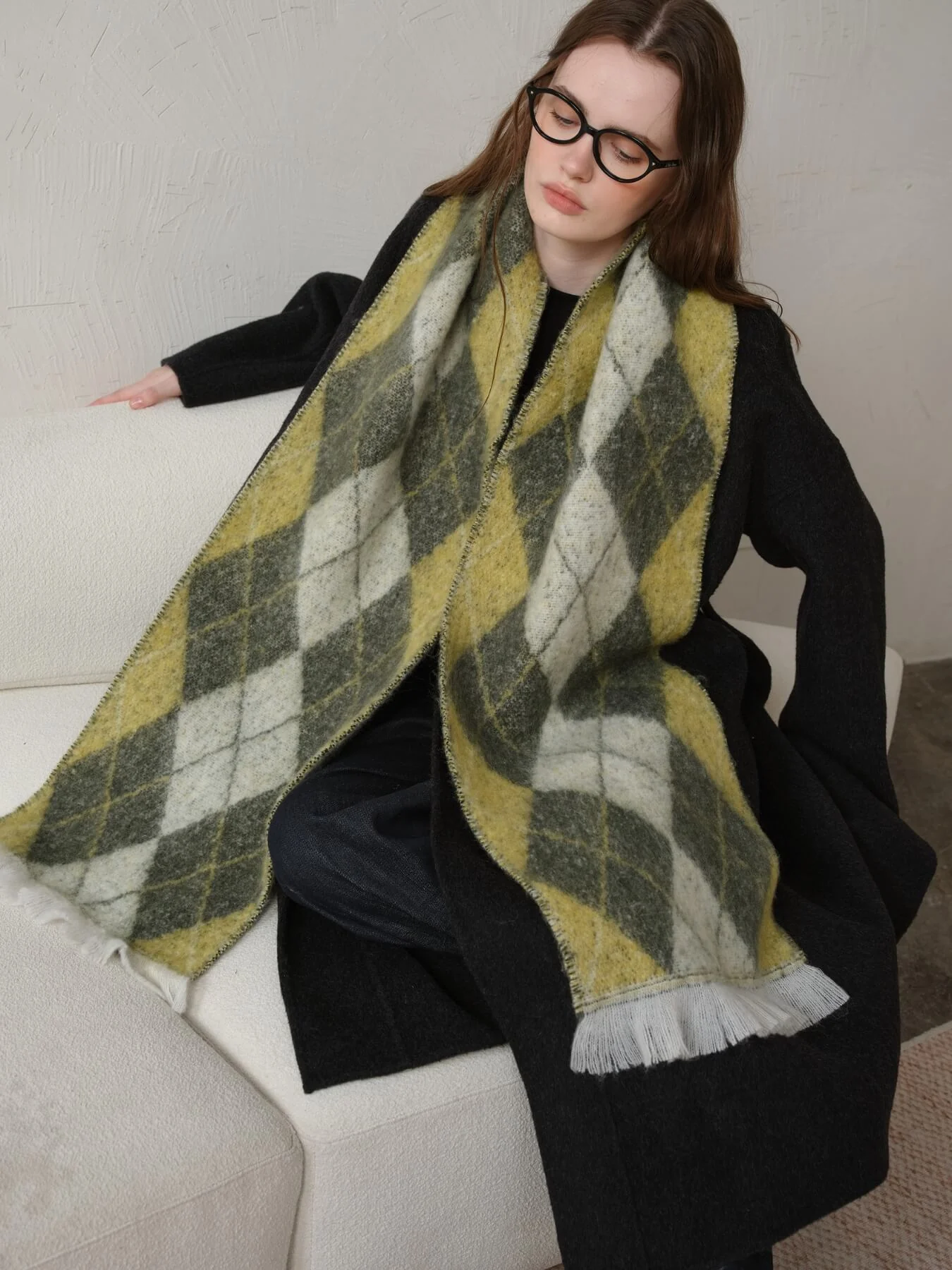 Chill Edit Diamond Contrast Scarf - green - Image 3