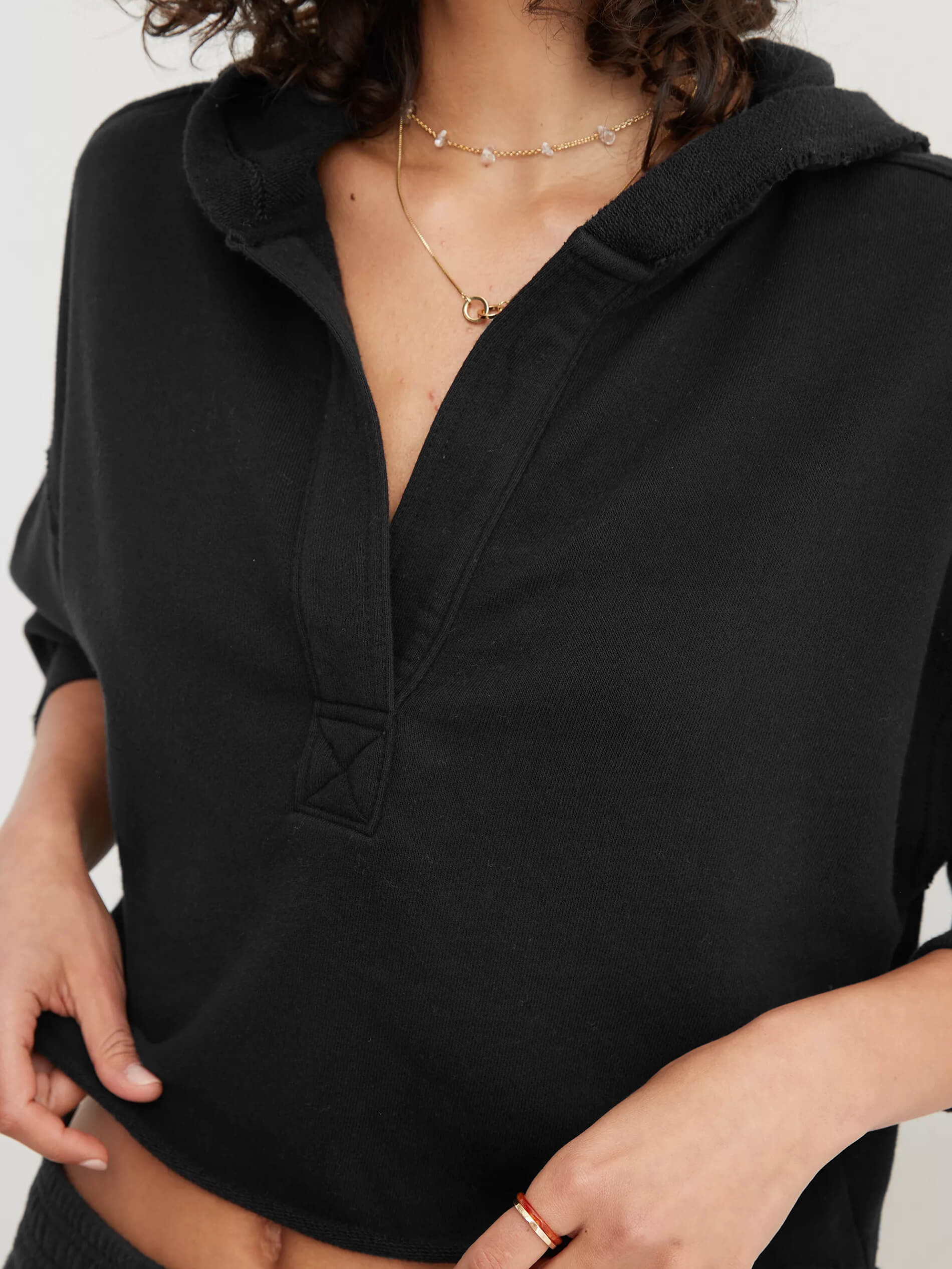 Chill Vibes Crop Hoodie Sweater - Black - Image 4