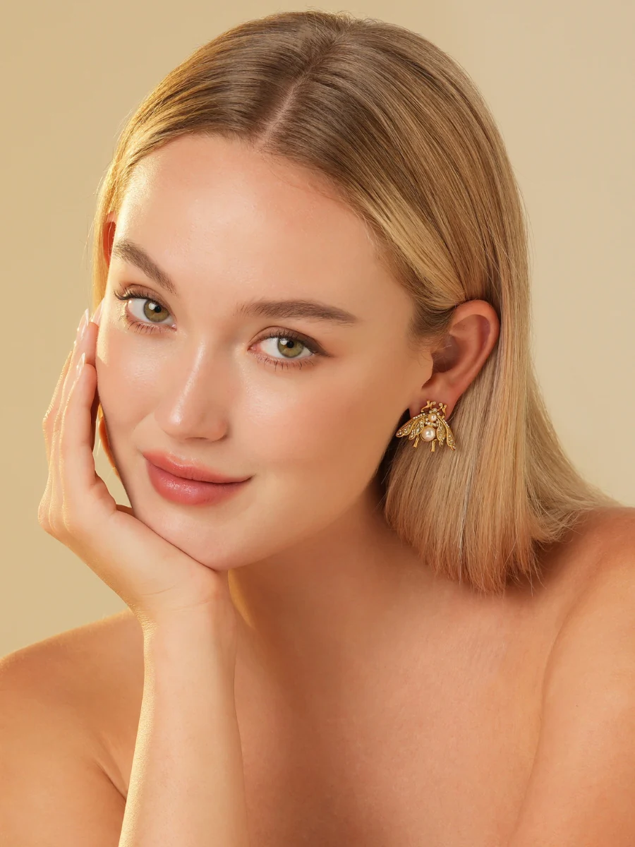 Cicada Pearl Rhinestone Embellished Stud Earrings - Image 4
