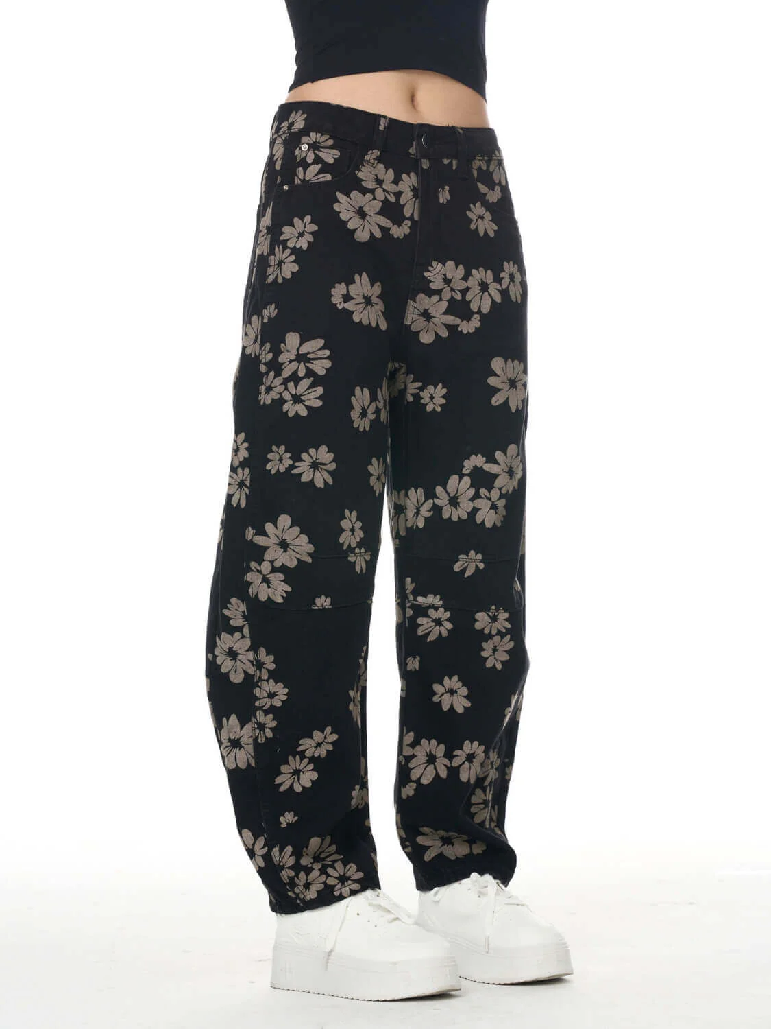 Classic Mid Waisted Barrel Jeans - black - Image 5