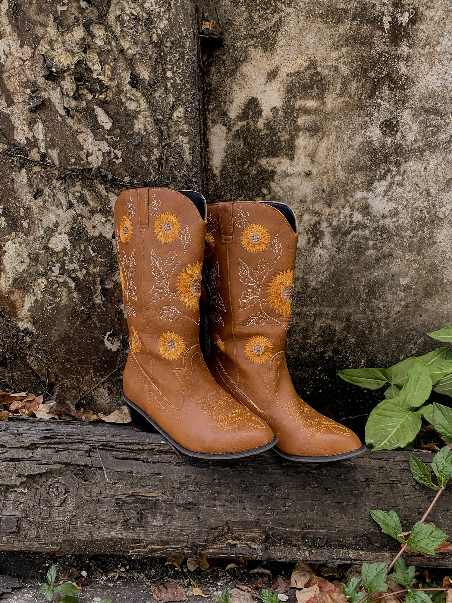 En Bloom | Sunflower Mid-Calf Cowboy Boots - Tan - Image 8