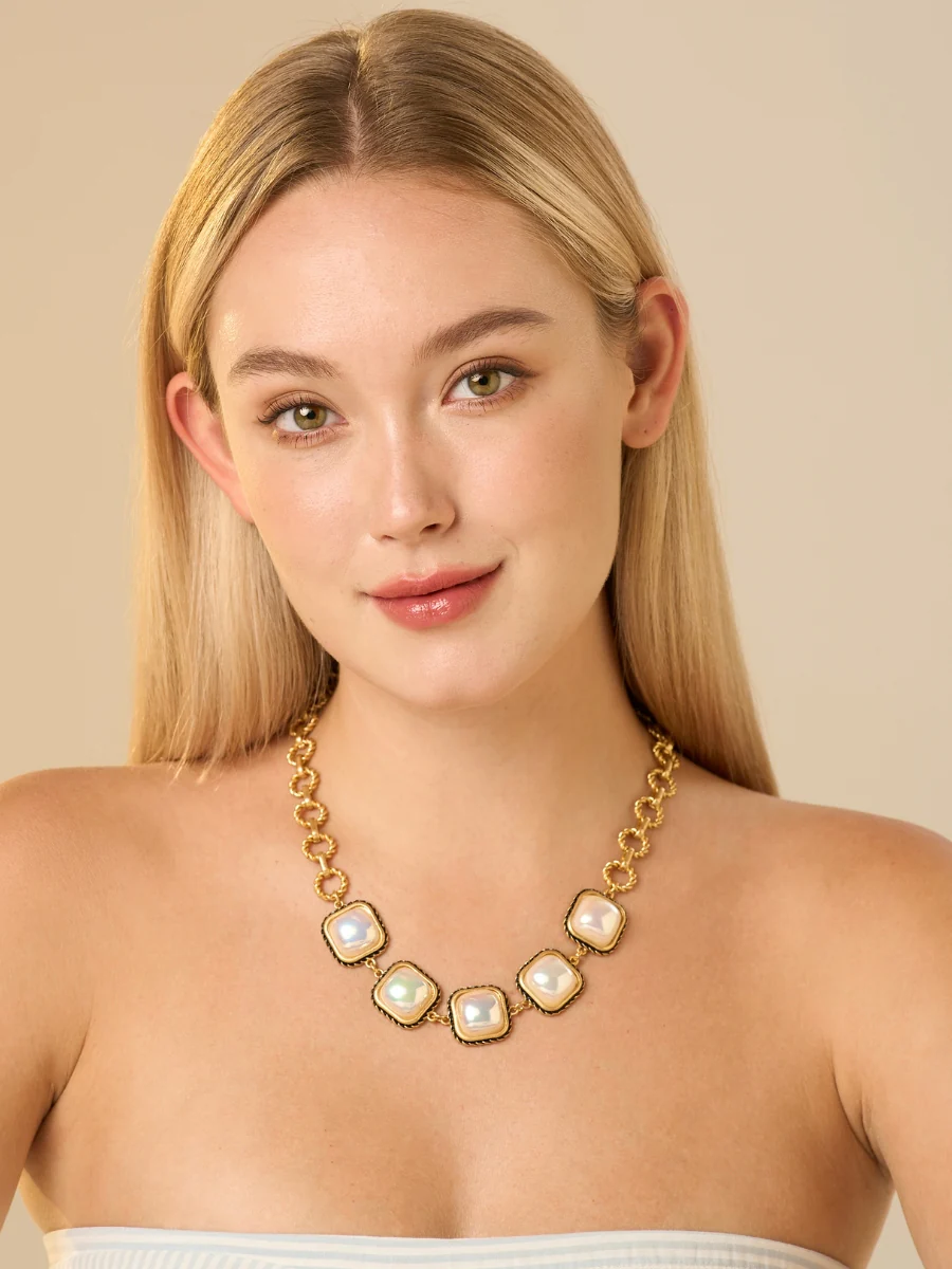 Cristina Chain Pearl Pendant Necklace - Image 2