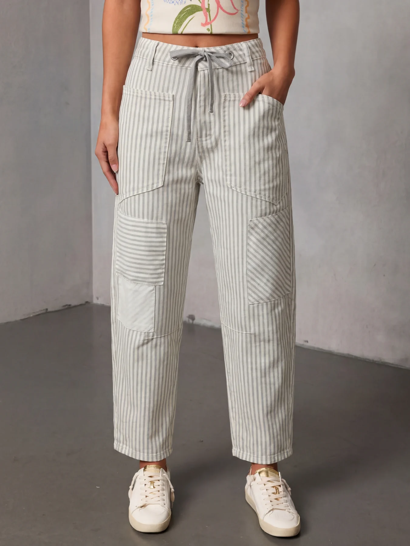 Delicate Patch Work Striped Drawstring Barrel Jean - grey - Image 2