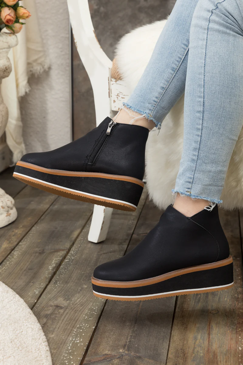 En Bloom | Eazy Platform Ankle Boot - Black - Image 3